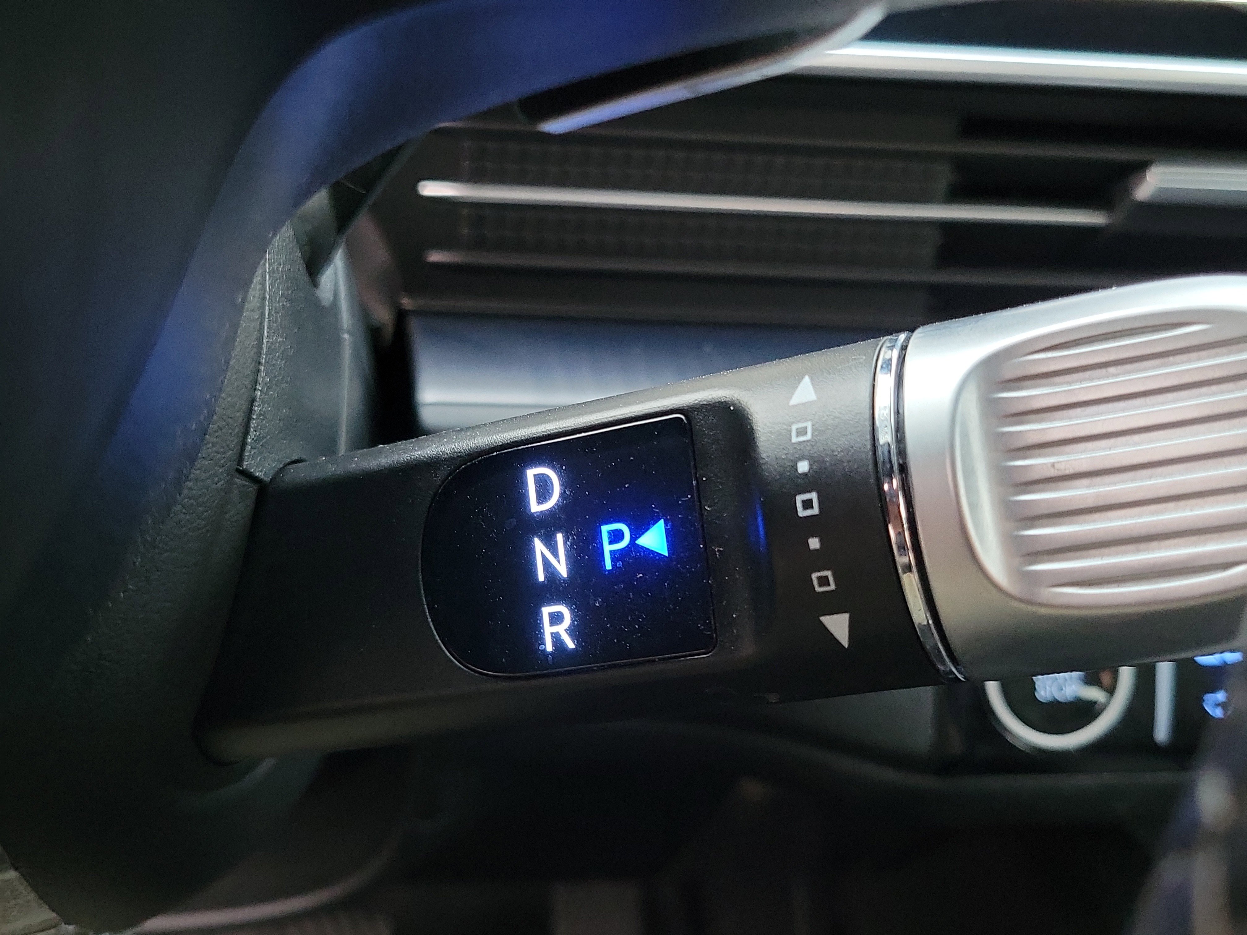 Used 2024 Hyundai Ioniq 6 SE RWD image 11