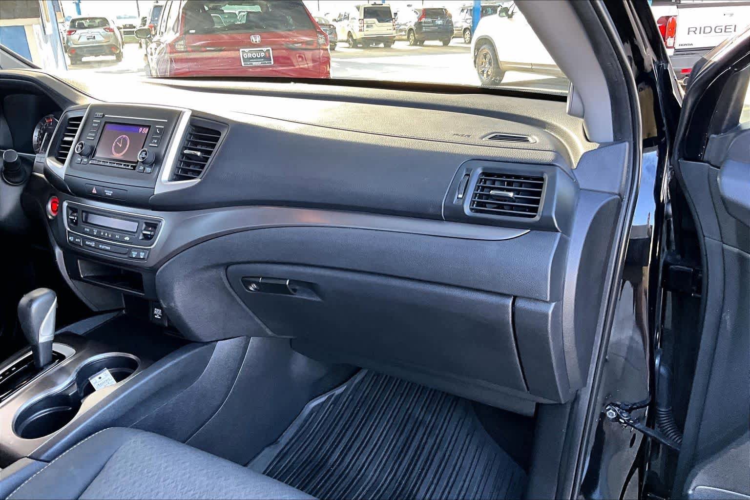 Used 2018 Honda Ridgeline Sport image 19