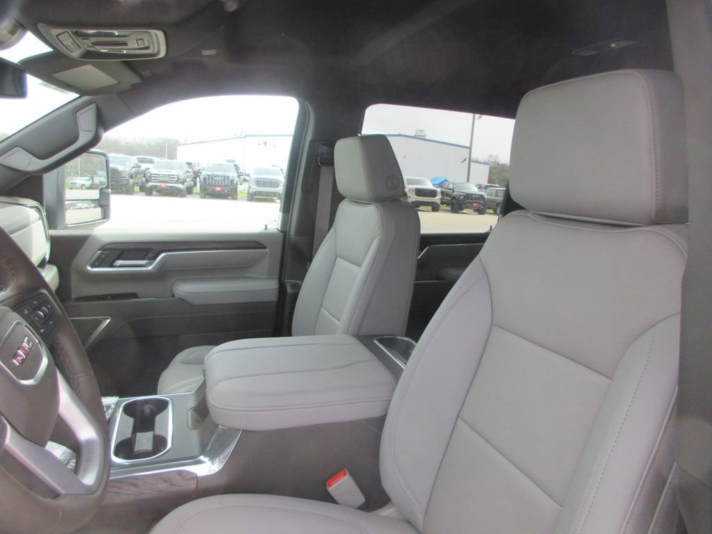 New 2026 GMC Sierra 2500 SLT w/ SLT Premium Package image 14