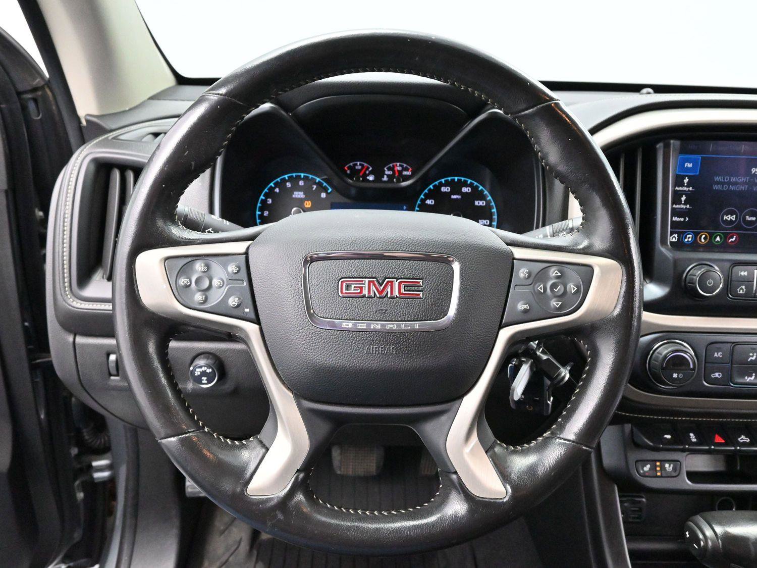 Used 2020 GMC Canyon Denali image 15