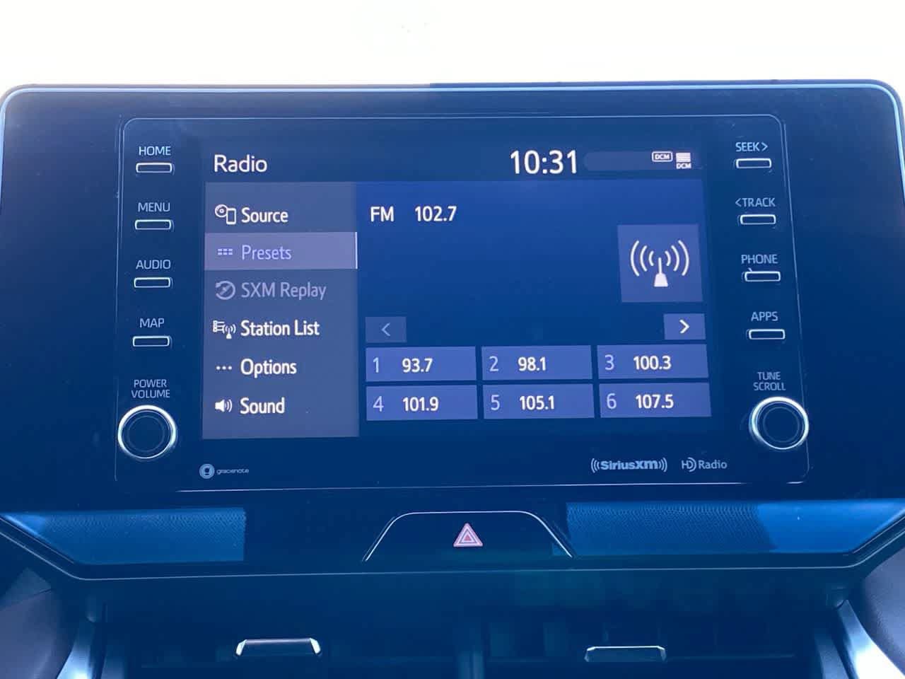 Certified 2022 Toyota Venza XLE AWD/4WD image 16