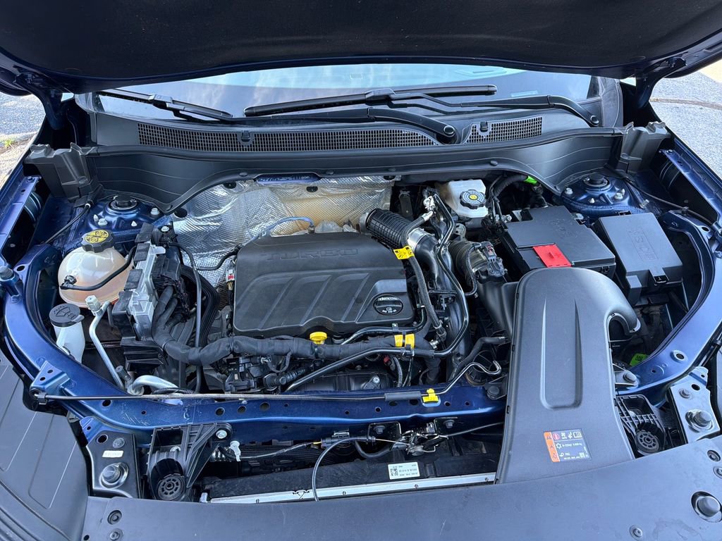 Used 2024 Chevrolet Trax LT w/ Driver Confidence Package image 27