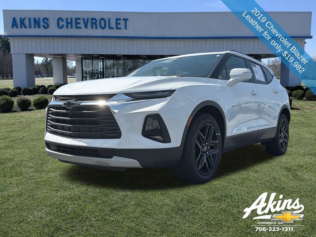 Used 2019 Chevrolet Blazer LT w/ Sun and Wheels Package FWD image 10