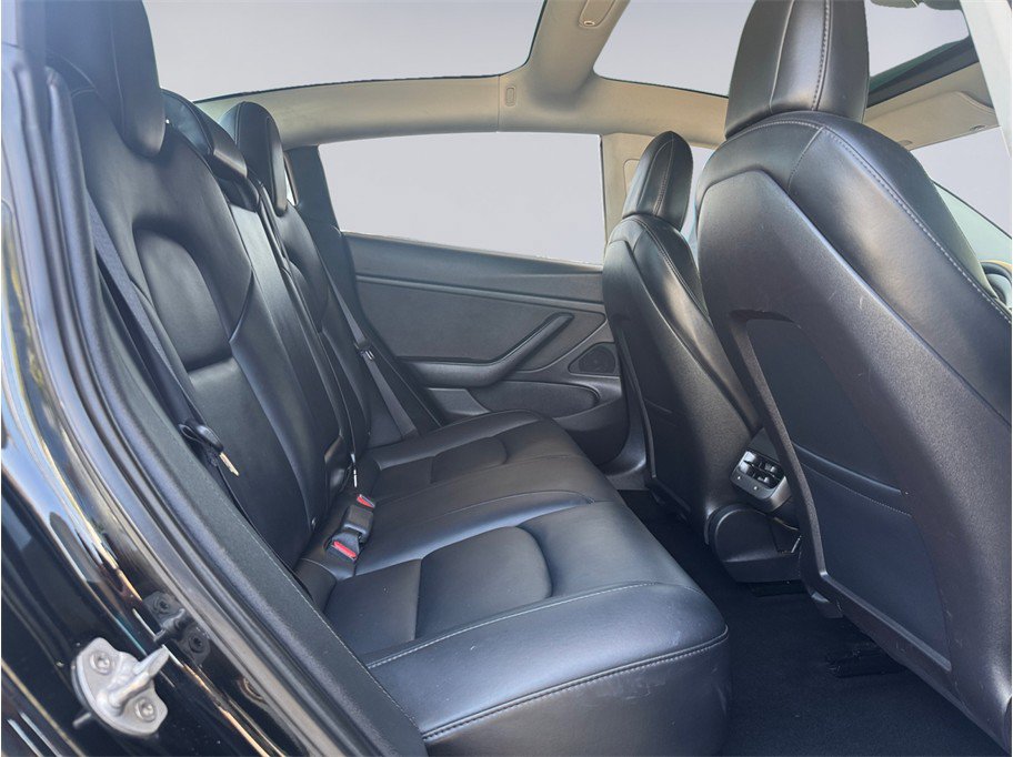 Used 2019 Tesla Model 3 Standard Range Plus RWD image 19