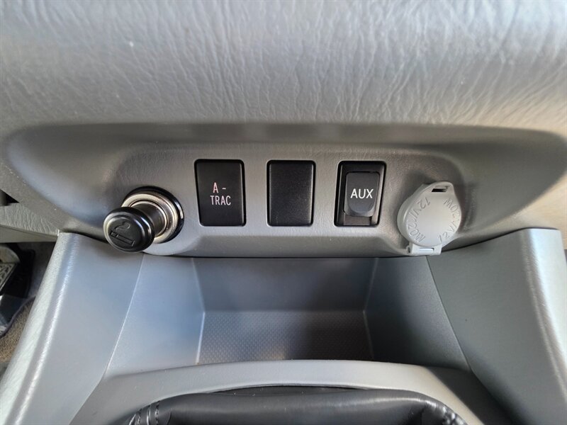 Used 2011 Toyota Tacoma 4x4 Double Cab w/ TRD Off-Road Pkg w/JBL Audio image 41