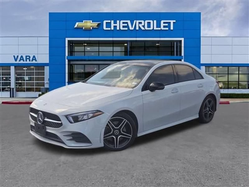 Used 2020 Mercedes-Benz A 220 image 1