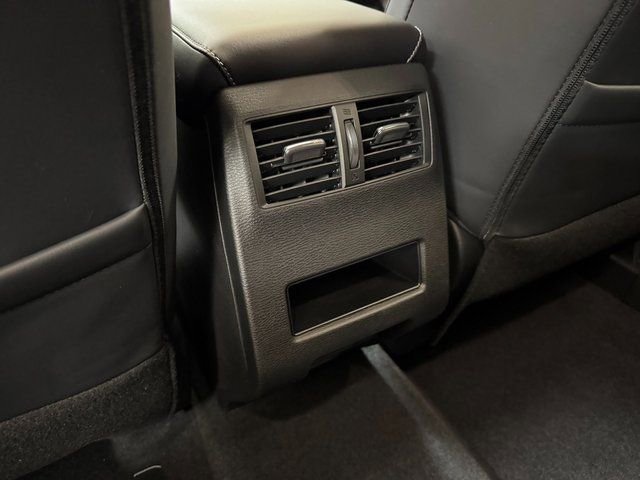 New 2026 Mitsubishi Outlander AWD image 22
