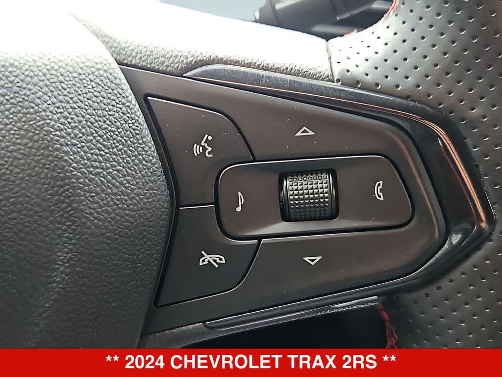 Used 2024 Chevrolet Trax RS FWD image 25