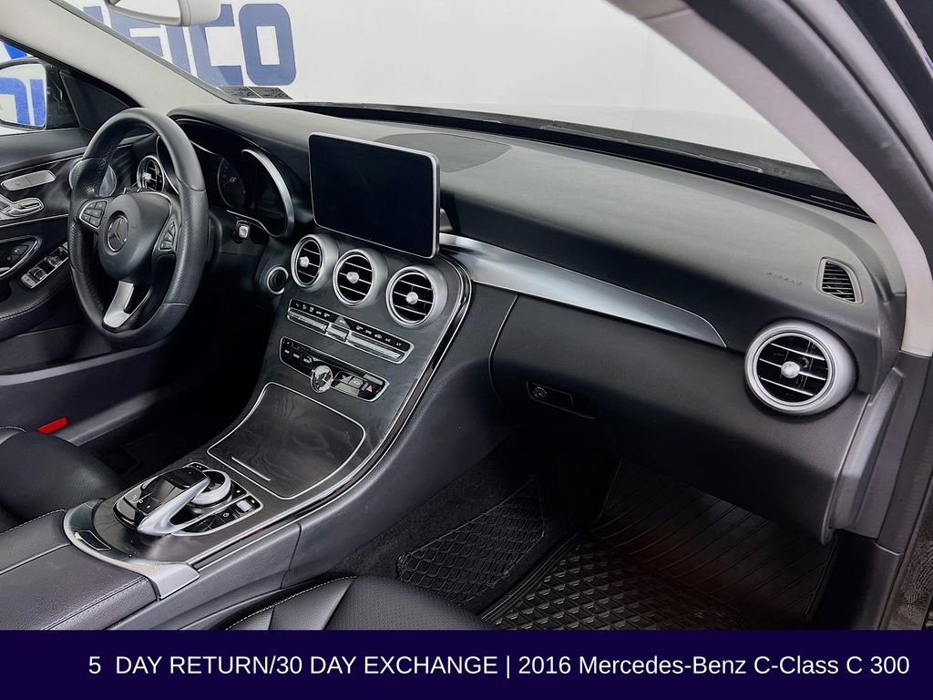 Used 2016 Mercedes-Benz C 300 4MATIC Sedan image 33