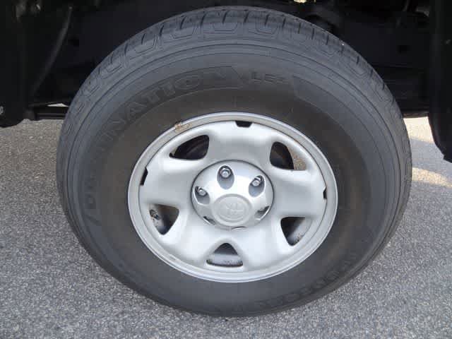 Used 2023 Toyota Tacoma SR AWD/4WD image 33