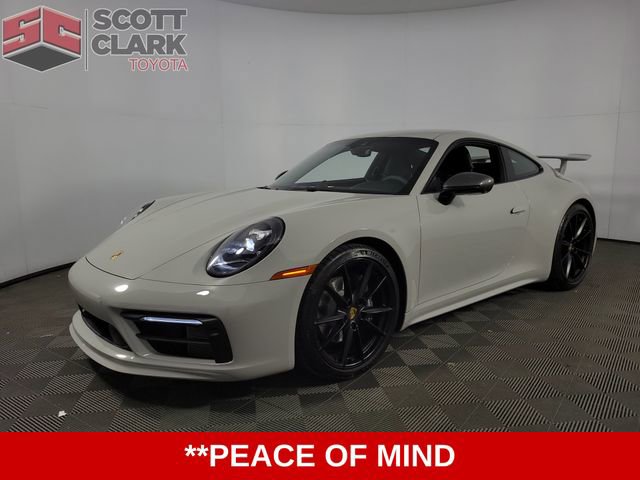 Used 2024 Porsche 911 Carrera T image 3