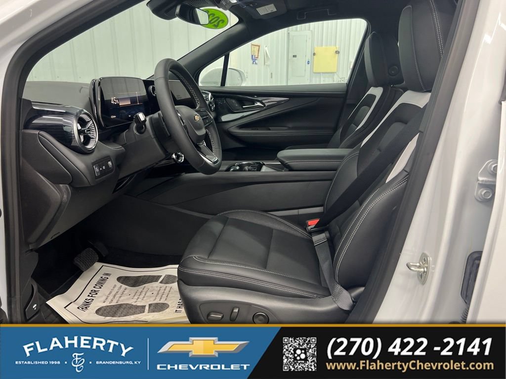 Used 2026 Chevrolet Blazer EV LT FWD image 9