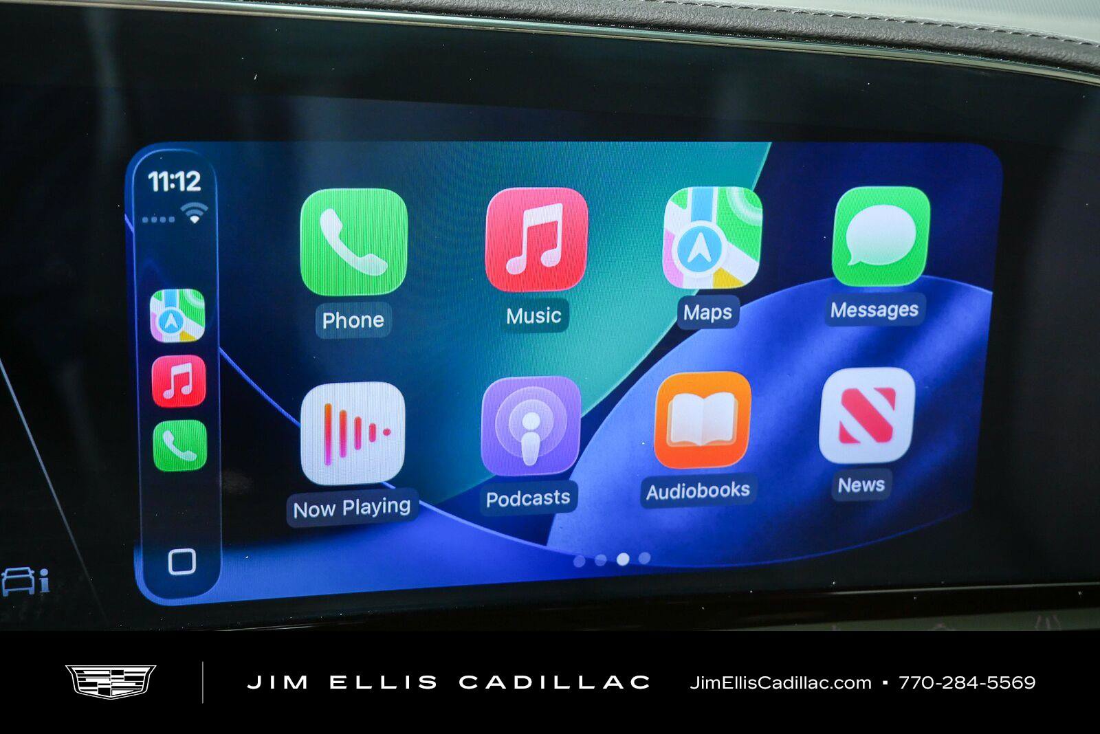 Used 2023 Cadillac Escalade Premium Luxury w/ Performance Package RWD image 17