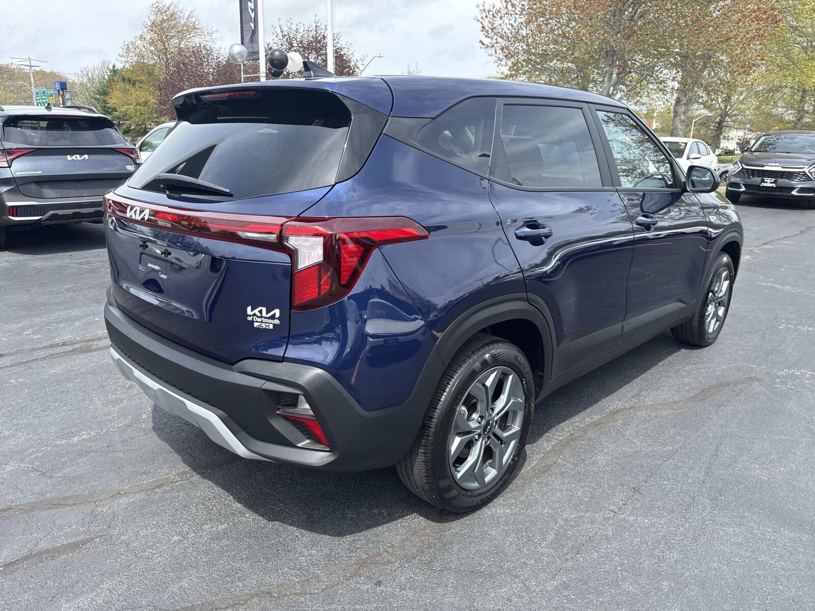 Used 2026 Kia Seltos LX AWD/4WD image 8
