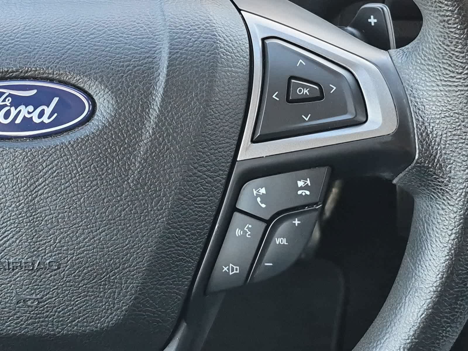 Used 2019 Ford Fusion SE FWD image 26