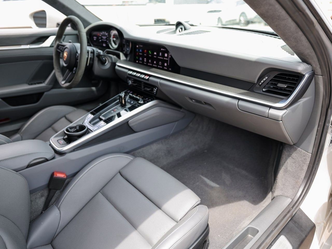 Certified 2024 Porsche 911 Turbo S image 27