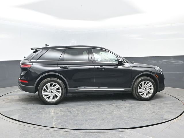 Used 2025 Lincoln Corsair FWD image 3