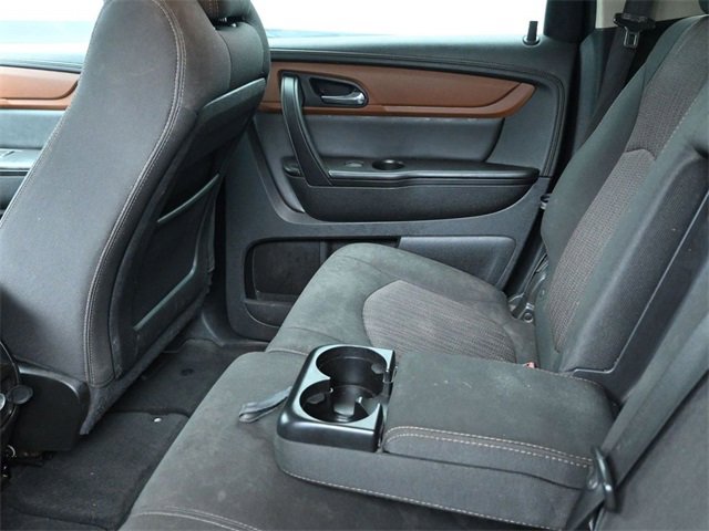 Used 2017 Chevrolet Traverse LT image 30