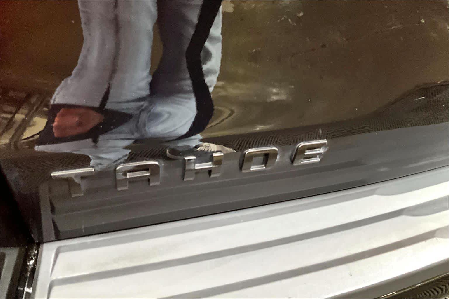Used 2018 Chevrolet Tahoe Premier AWD/4WD image 10