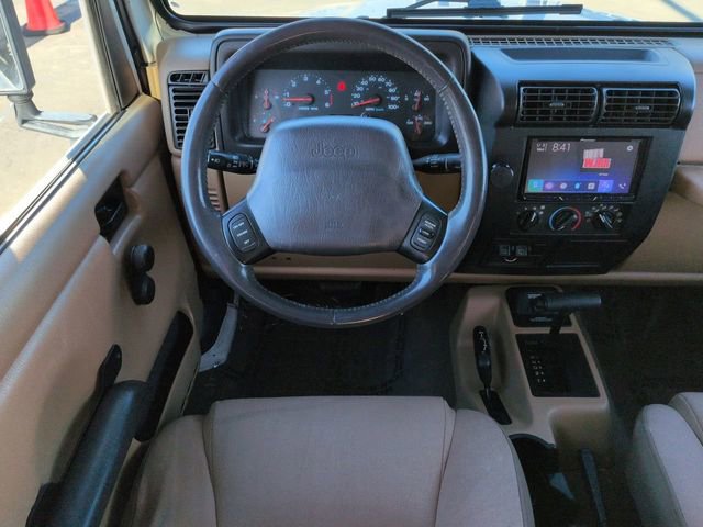 Used 2002 Jeep Wrangler Sahara AWD/4WD image 16