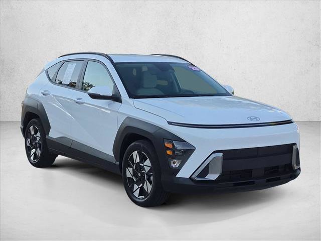 Used 2025 Hyundai Kona SEL FWD image 3