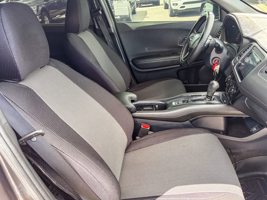 Used 2022 Honda HR-V Sport image 36