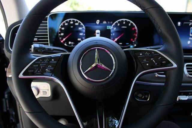 New 2026 Mercedes-Benz GLS 450 4MATIC image 24