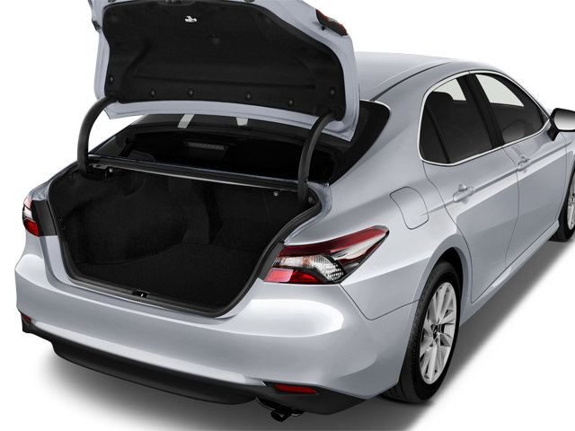 Used 2025 Toyota Camry LE image 25