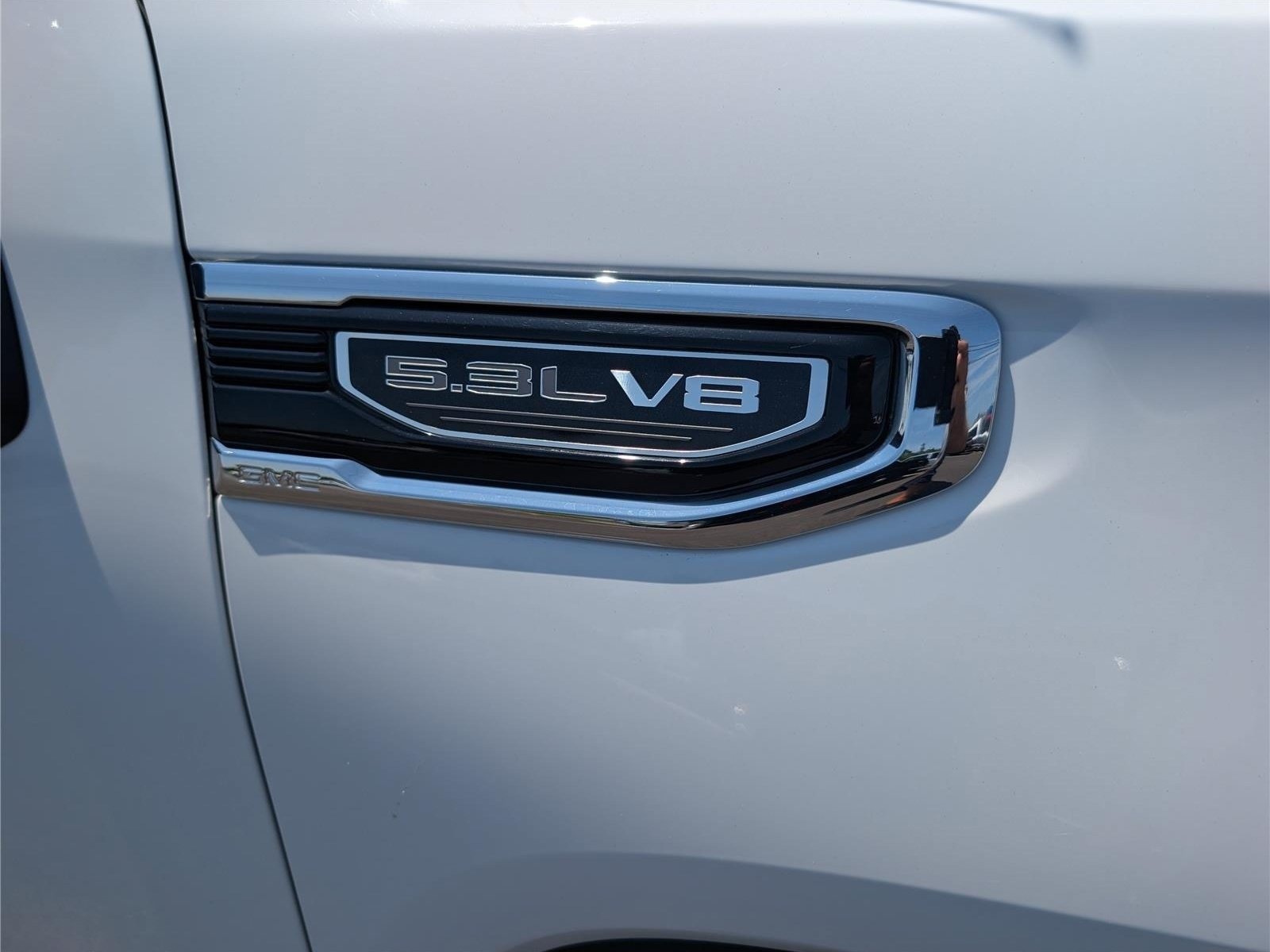 Used 2025 GMC Sierra 1500 SLT RWD image 10