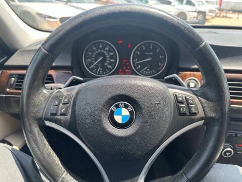 Used 2011 BMW 328i Sedan RWD image 13