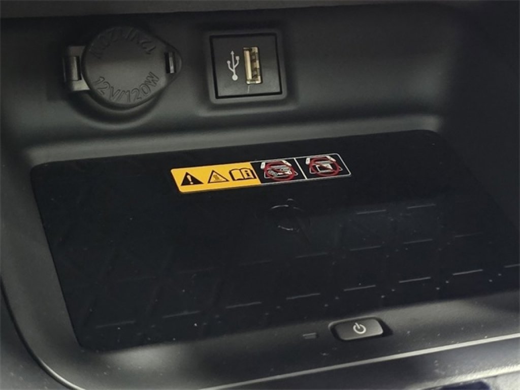 New 2025 Toyota RAV4 XLE Premium image 11