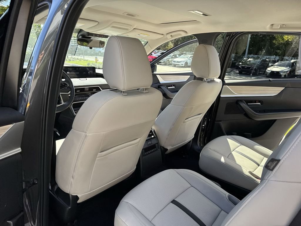Certified 2025 MAZDA CX-90 3.3 Turbo w/ Preferred Package image 35