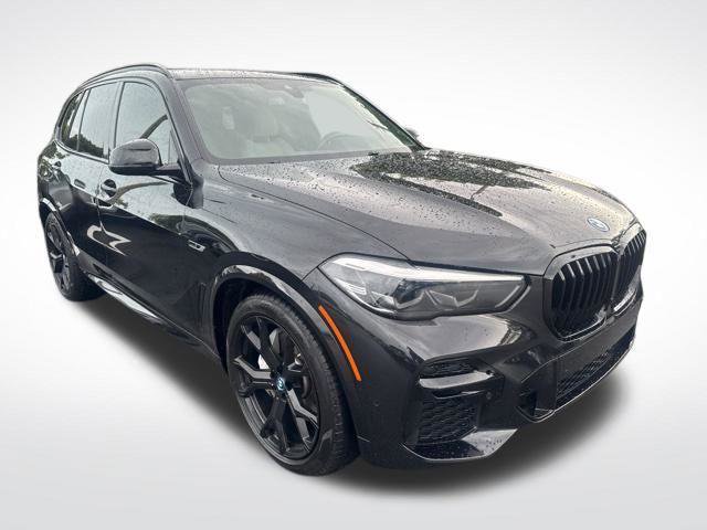 Used 2023 BMW X5 xDrive45e w/ M Sport Package image 31