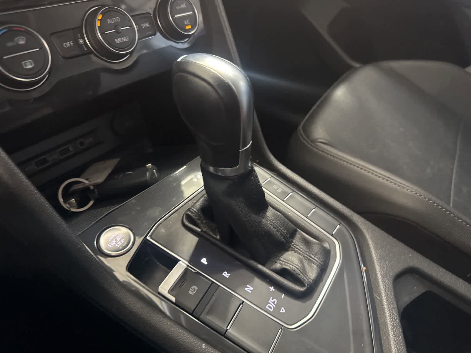Used 2019 Volkswagen Tiguan SE FWD image 27