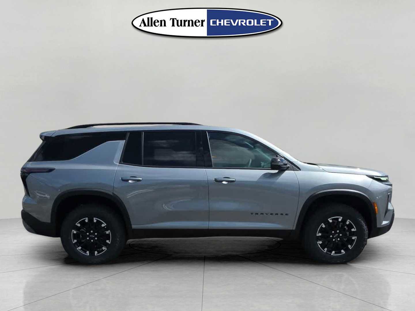 New 2026 Chevrolet Traverse Z71 w/ Driver Confidence Package AWD/4WD image 3