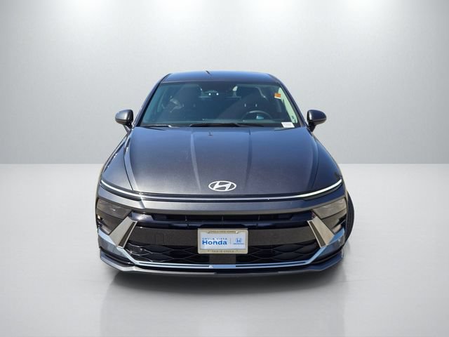 Used 2024 Hyundai Sonata SEL FWD image 2