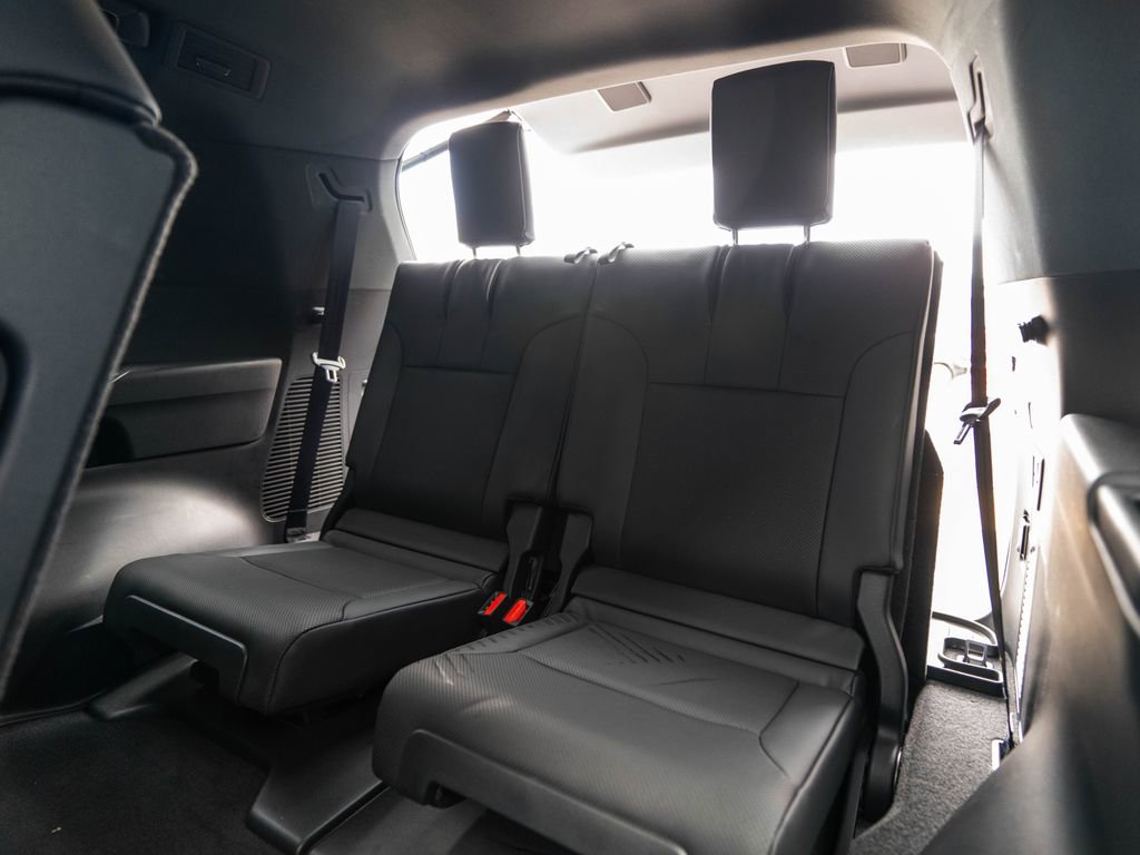 Used 2024 Lexus LX 600 4WD w/ Appearance Package image 45