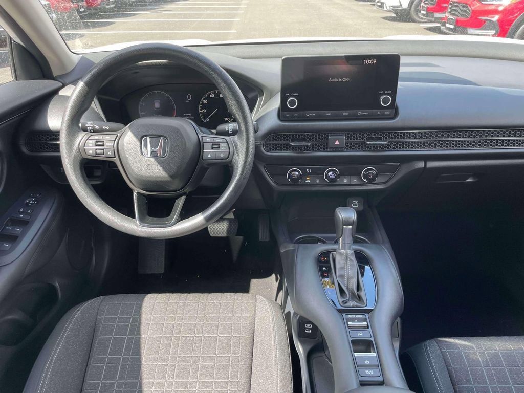Certified 2024 Honda HR-V LX image 11