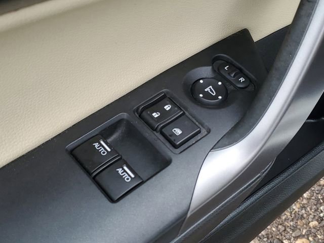 Used 2016 Honda Accord EX-L image 10