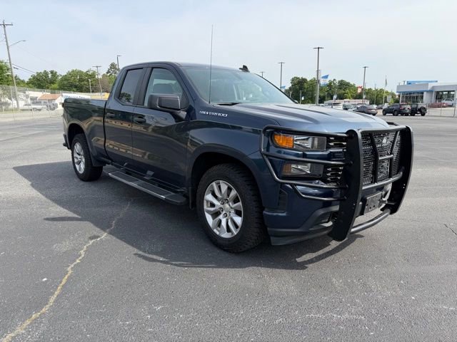 Used 2020 Chevrolet Silverado 1500 Custom w/ Custom Value Package image 6