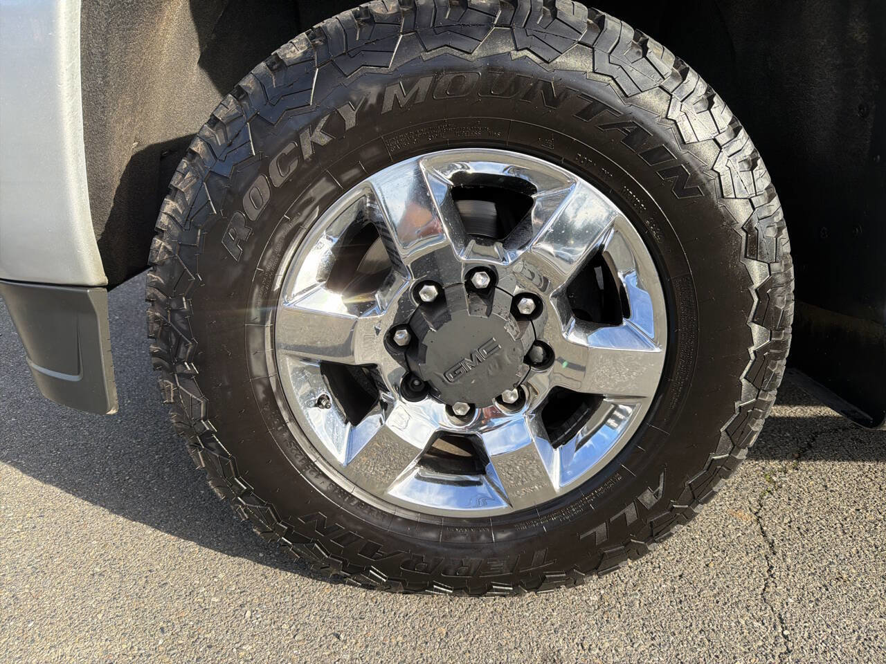 Used 2019 GMC Sierra 2500 Denali w/ Duramax Plus Package image 14