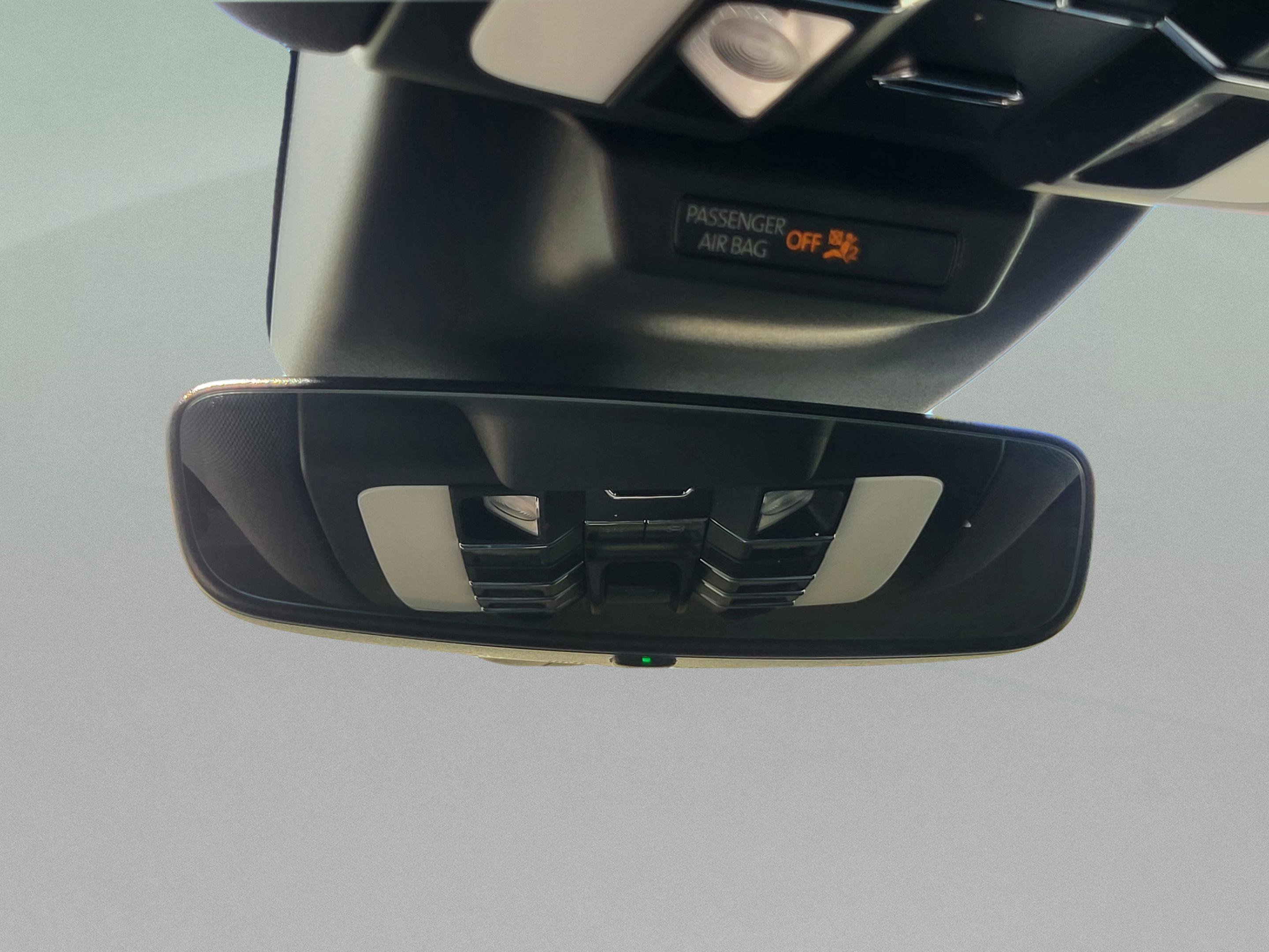 Used 2023 Porsche Macan AWD/4WD image 38