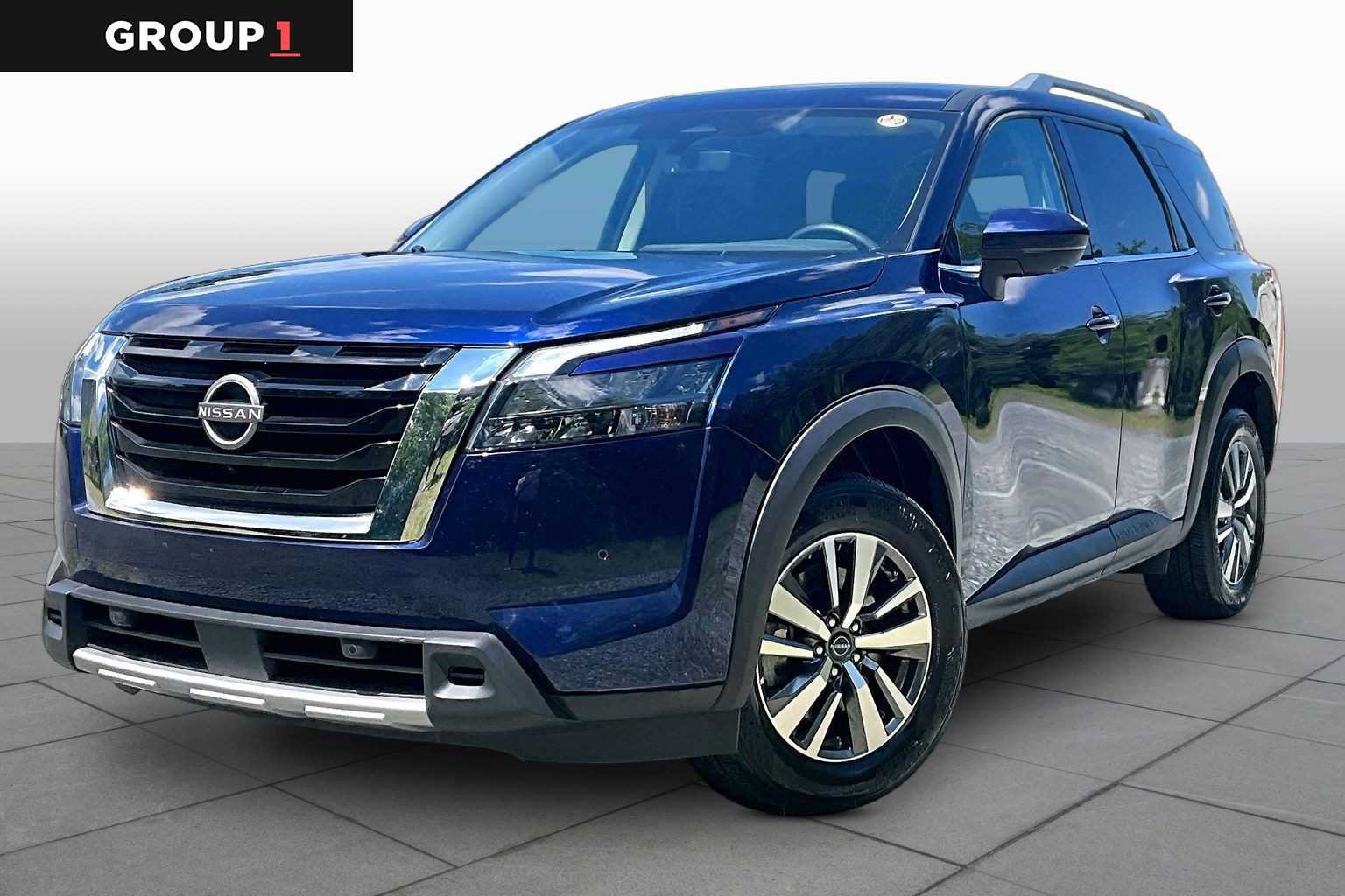 Used 2025 Nissan Pathfinder SL