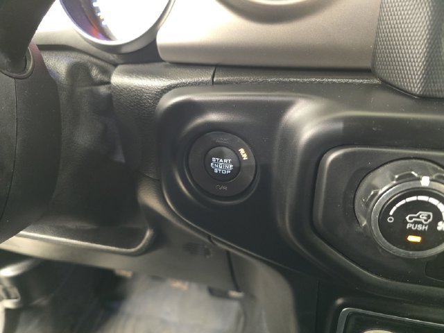 Used 2020 Jeep Wrangler Sport AWD/4WD image 22