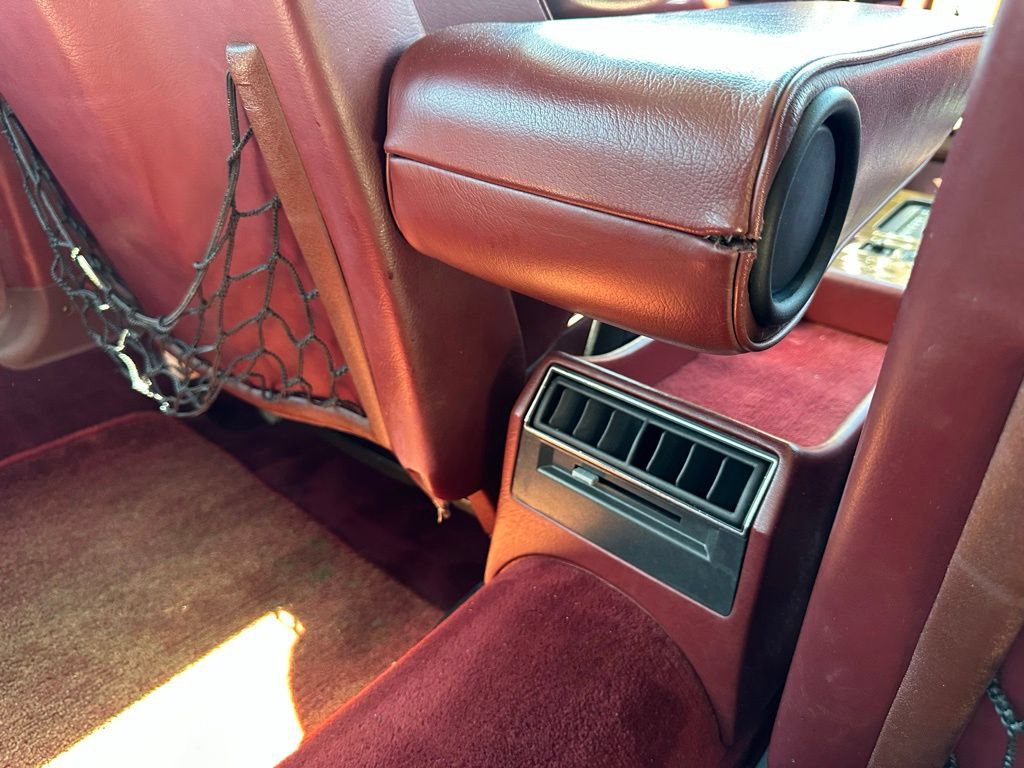 Used 1987 Mercedes-Benz 420 SEL image 24