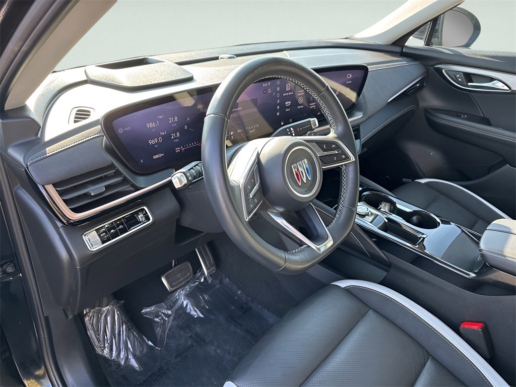 Used 2024 Buick Envision Sport Touring image 18