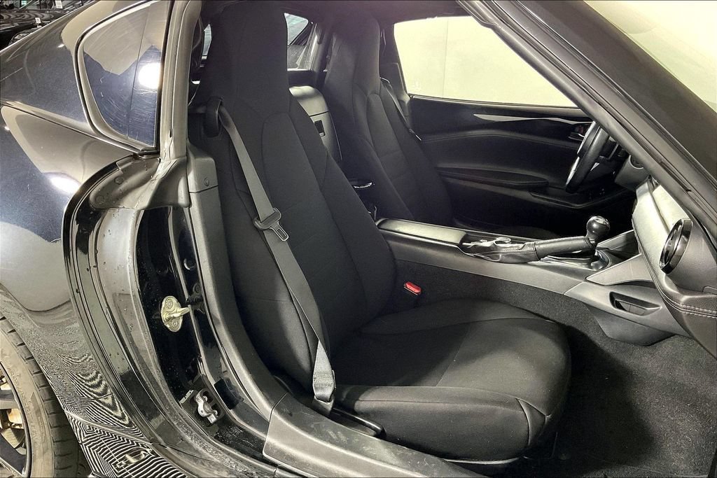 Used 2020 MAZDA MX-5 Miata RF Club RWD image 6