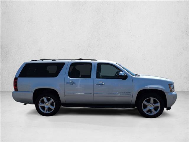 Used 2013 Chevrolet Suburban LTZ RWD image 9