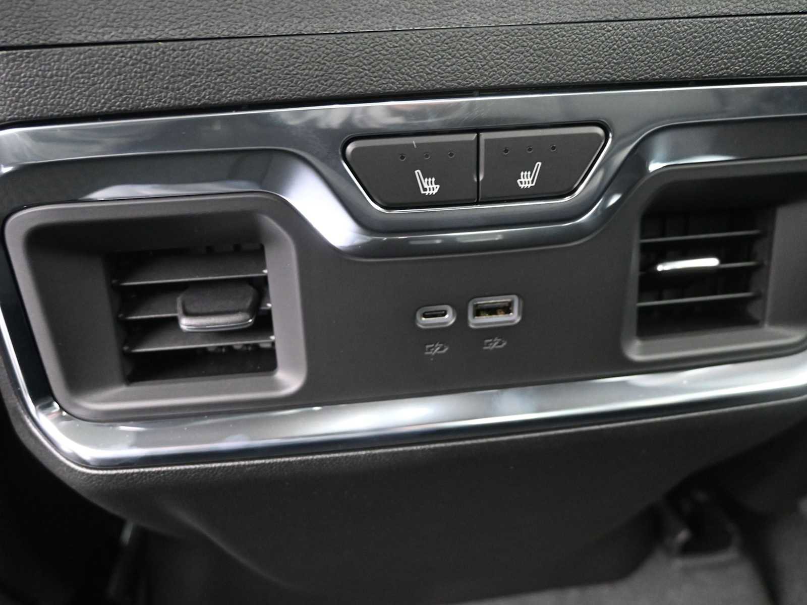 New 2026 GMC Sierra 2500 Denali w/ Denali Reserve Package image 5