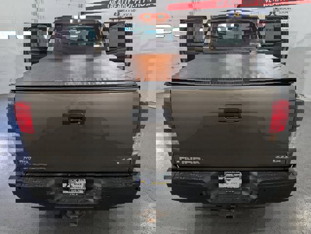 Used 2012 Toyota Tundra 4x4 Double Cab image 14